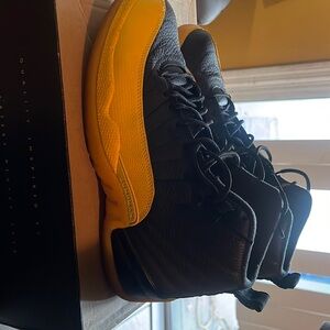 Jordan Retro 12